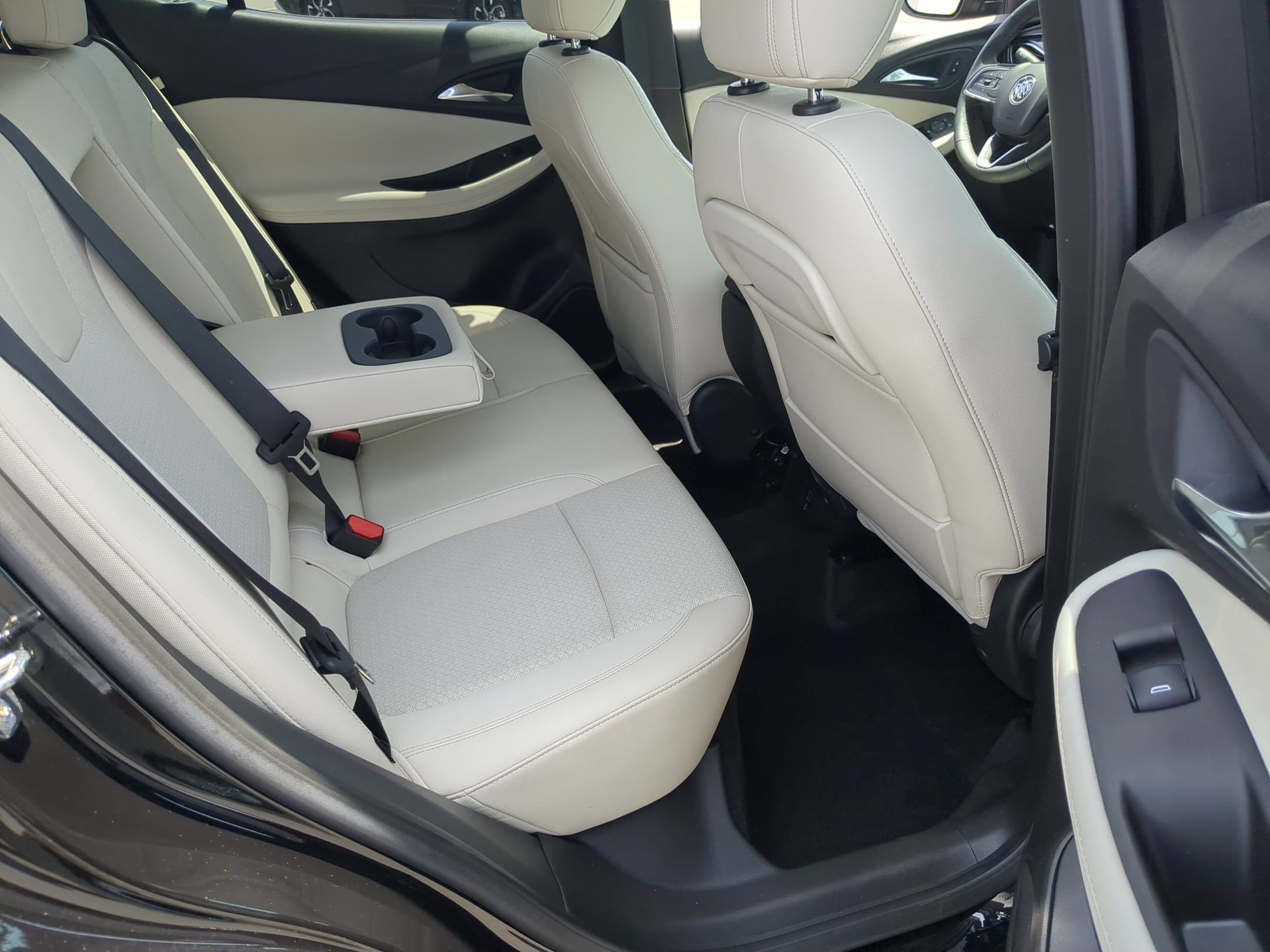 Certified 2023 Buick Encore GX Select AWD/4WD image 24