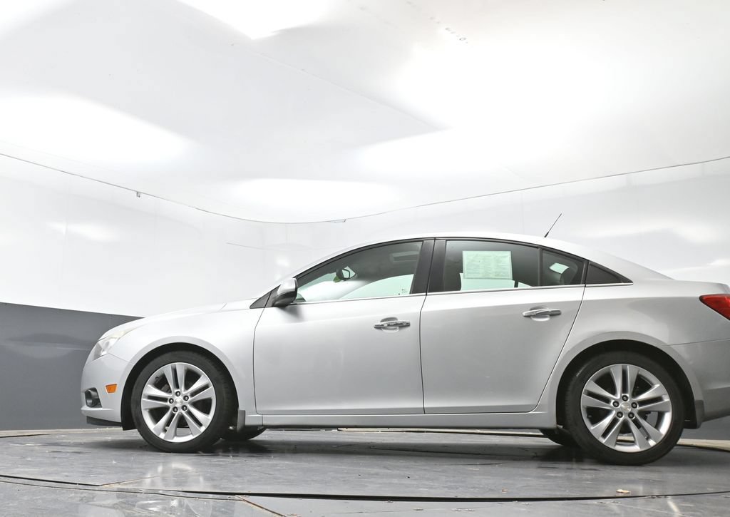 Used 2013 Chevrolet Cruze LTZ FWD image 54