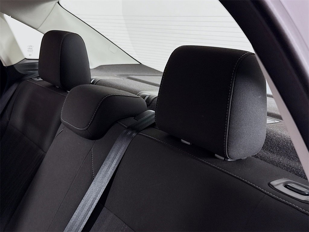 Used 2017 Ford Focus SE w/ Cold Weather Package image 27