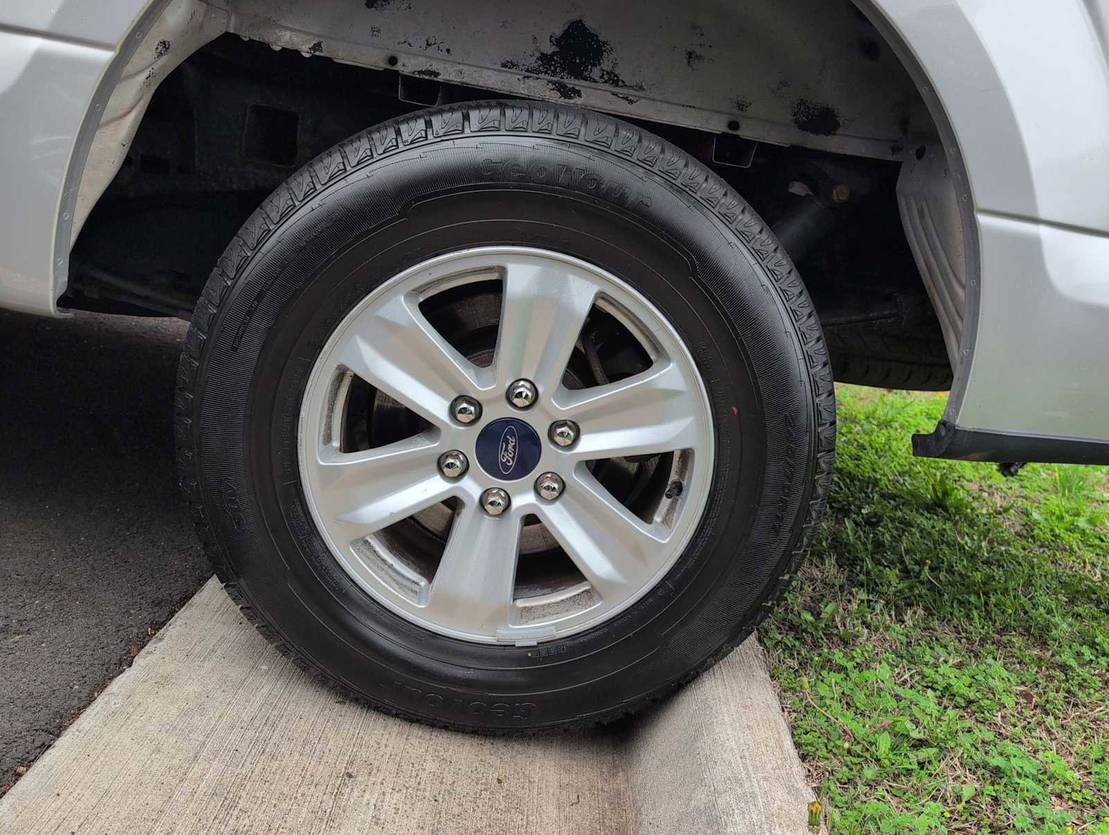 Used 2016 Ford F150 XLT image 14