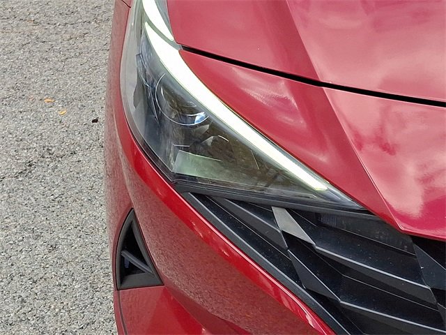 Used 2023 Hyundai Elantra SEL w/ Cargo Package image 9
