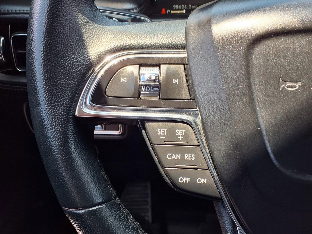 Used 2023 Lincoln Nautilus FWD w/ Premium Package image 16