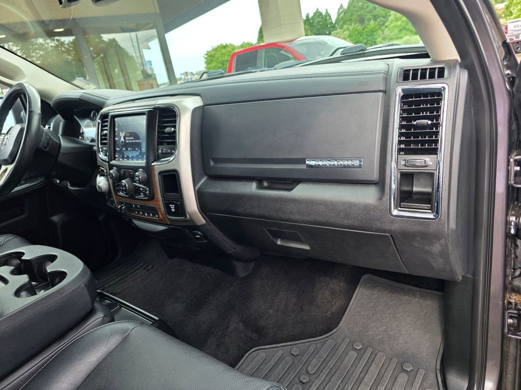 Used 2018 RAM 1500 Laramie w/ Convenience Group AWD/4WD image 21