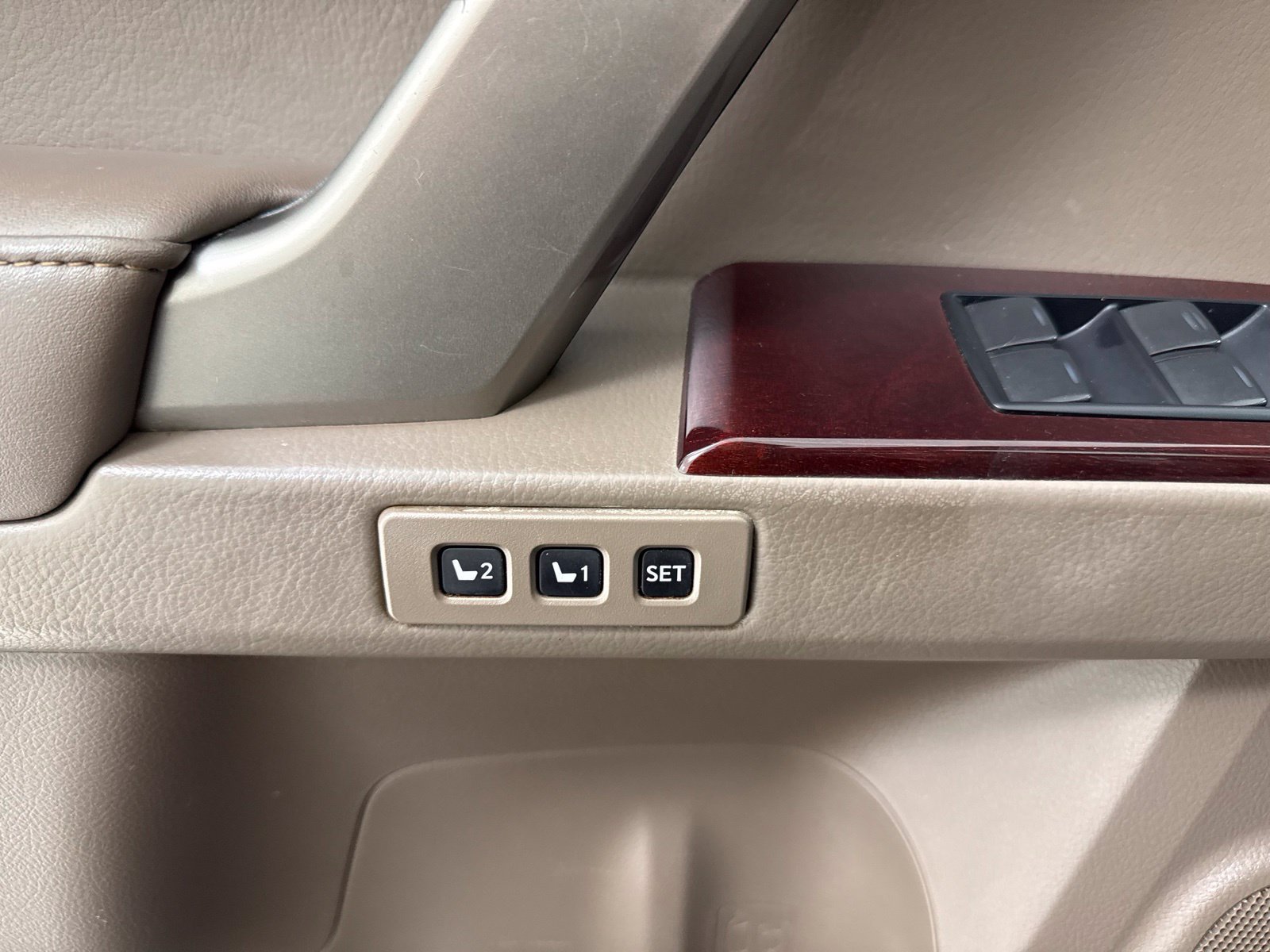 Used 2018 Lexus GX 460 Premium AWD/4WD image 14