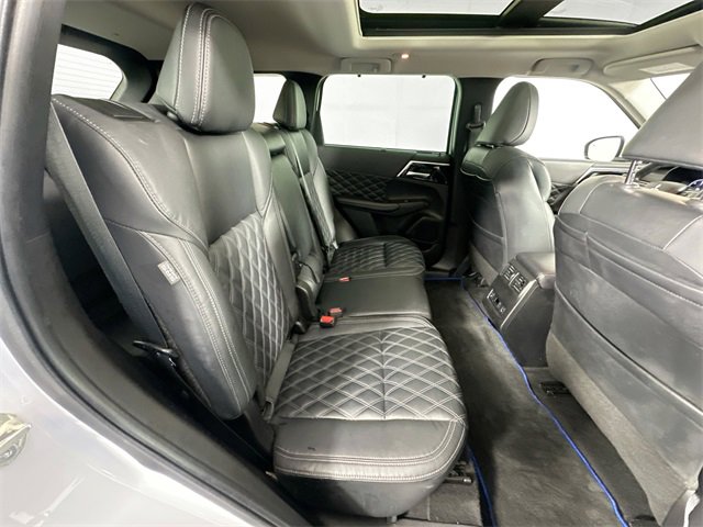 Used 2023 Mitsubishi Outlander SEL image 29