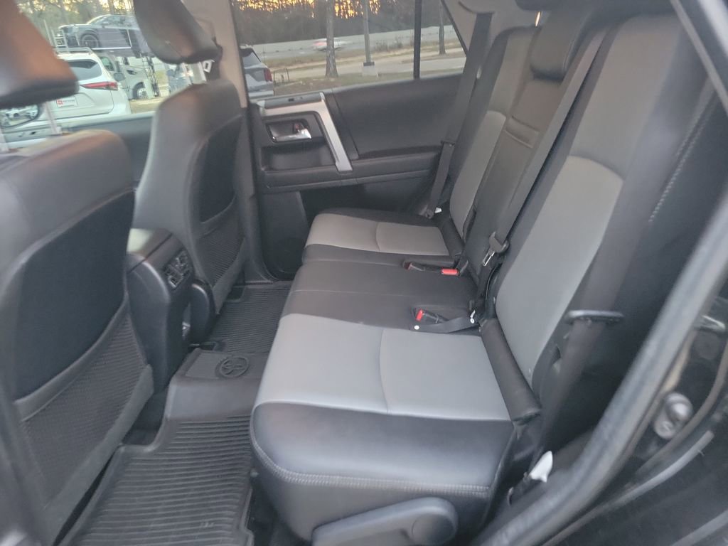 Used 2023 Toyota 4Runner SR5 Premium image 16