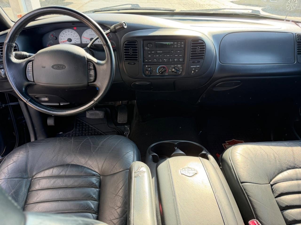 Used 2000 Ford F150 Harley-Davidson RWD image 10