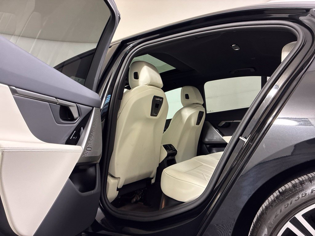 Certified 2026 BMW 530i w/ M Sport Package RWD image 29