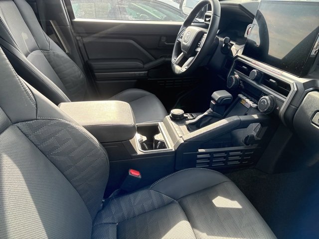 Used 2025 Toyota 4Runner TRD Sport Premium image 8