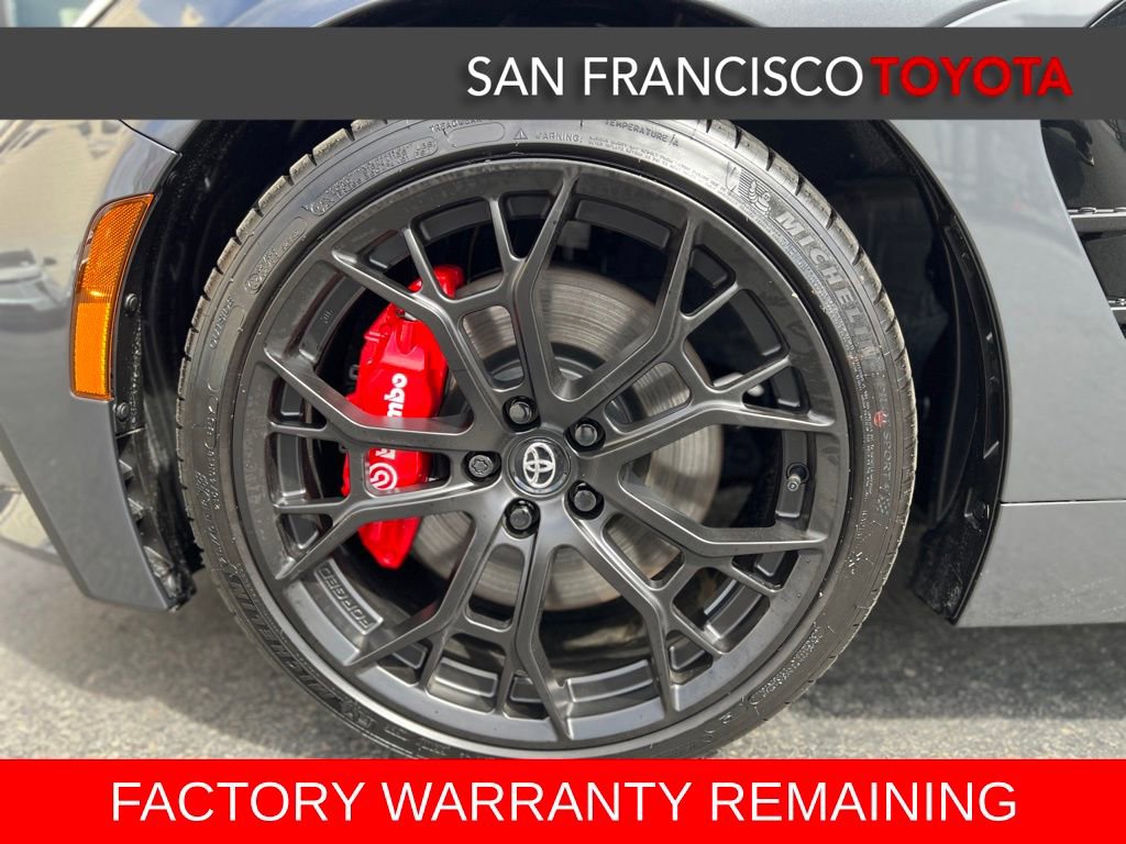 Used 2025 Toyota GR86 Premium w/ Performance Package image 9