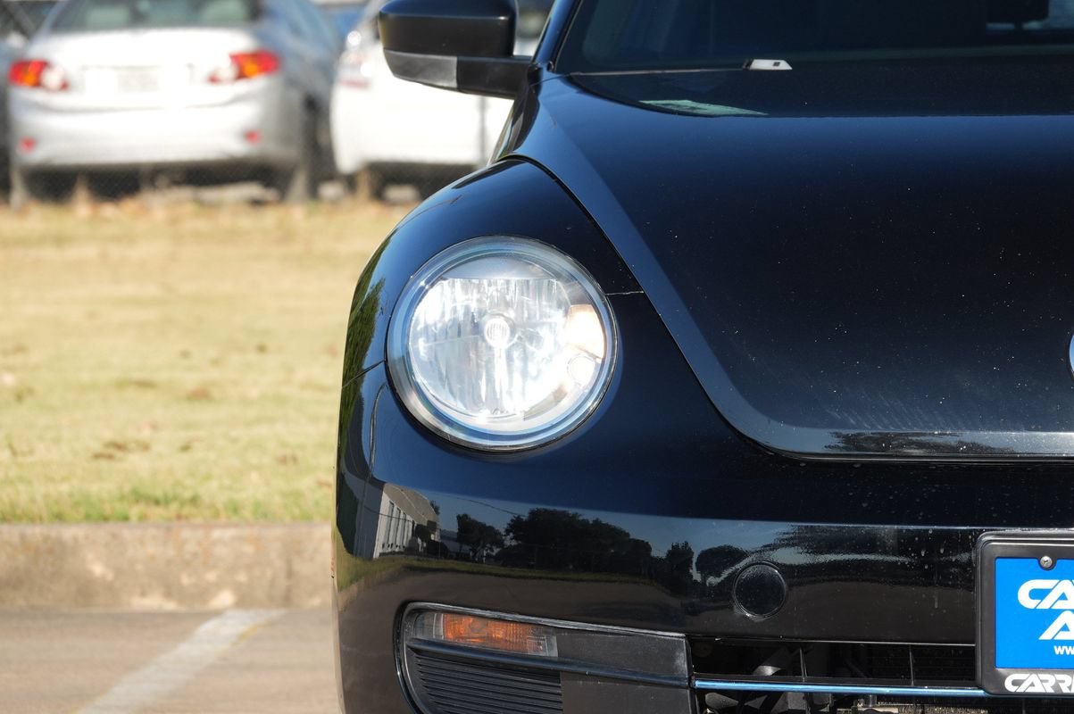 Used 2013 Volkswagen Beetle 2.5 FWD image 18