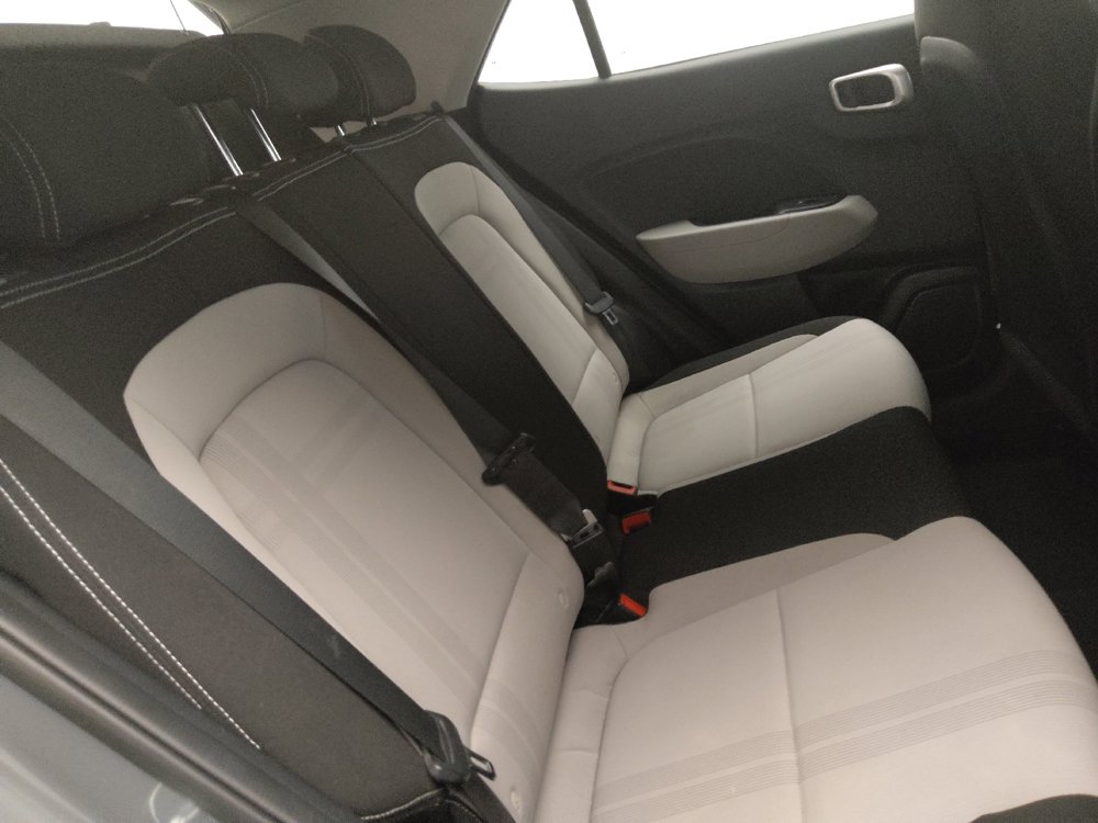 Used 2021 Hyundai Venue SEL w/ Cargo Package FWD image 19