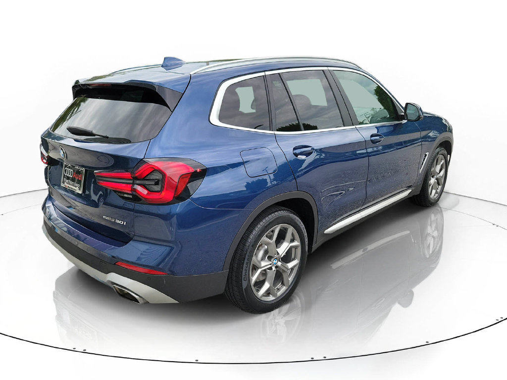Used 2024 BMW X3 sDrive30i w/ Convenience Package RWD image 4