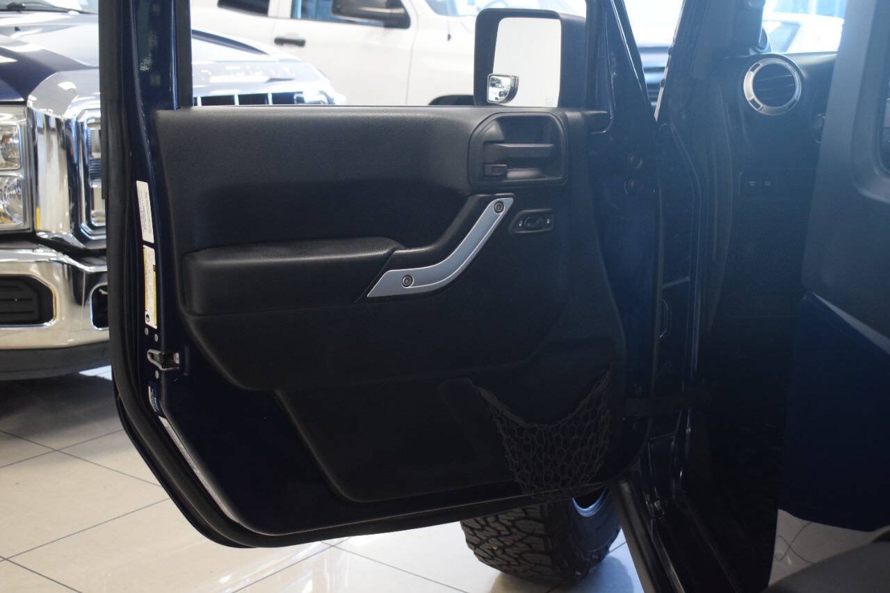 Used 2013 Jeep Wrangler Rubicon w/ PWR Convenience Group AWD/4WD image 31