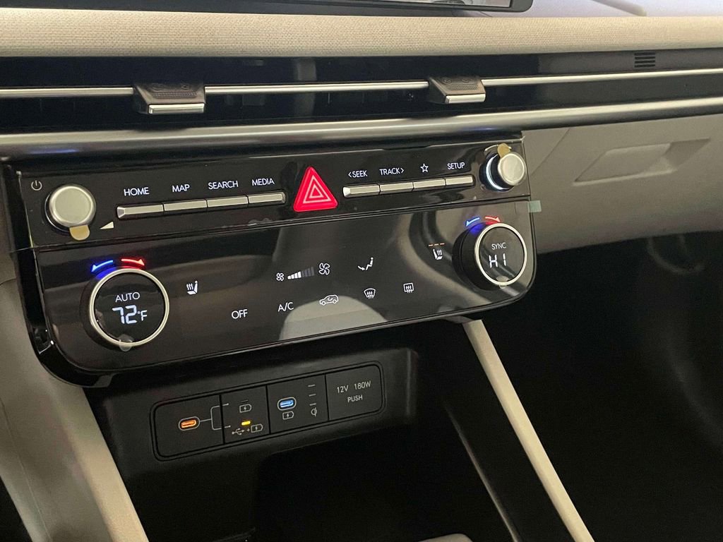 New 2026 Hyundai Tucson SE image 28