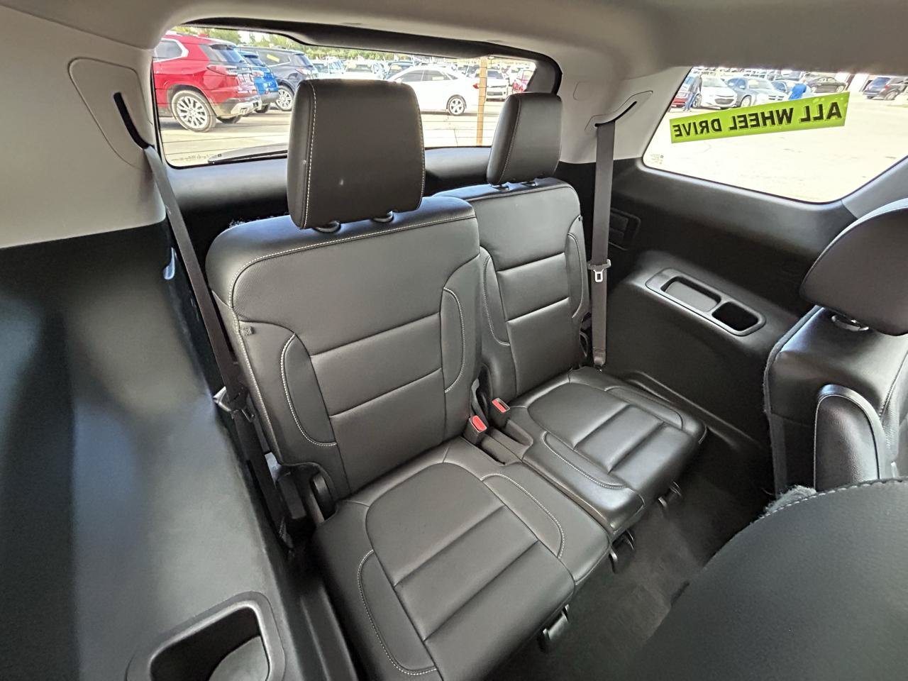 Used 2022 GMC Acadia SLT w/ LPO, Roadside Safety Package AWD/4WD image 13