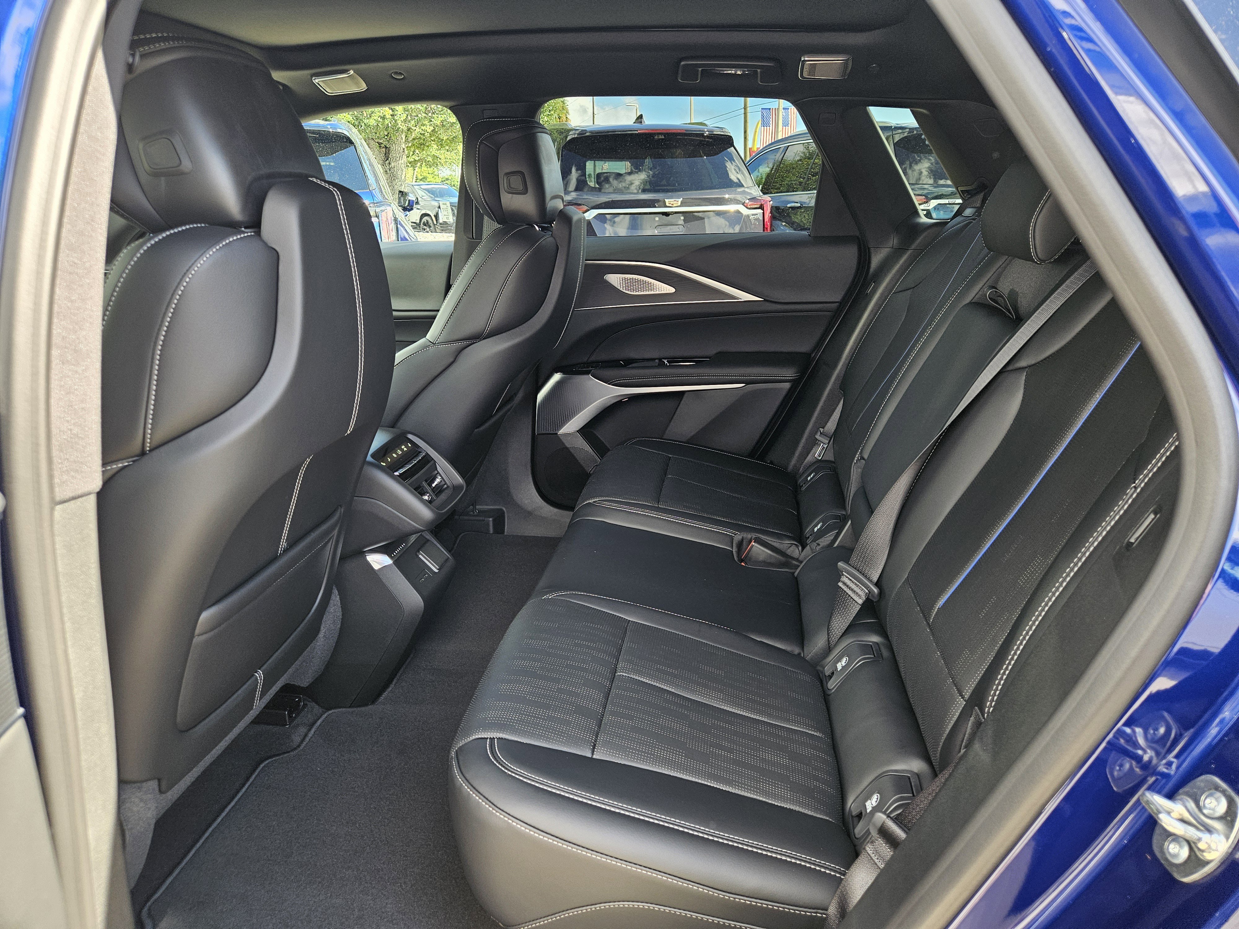 New 2026 Cadillac Lyriq V image 18