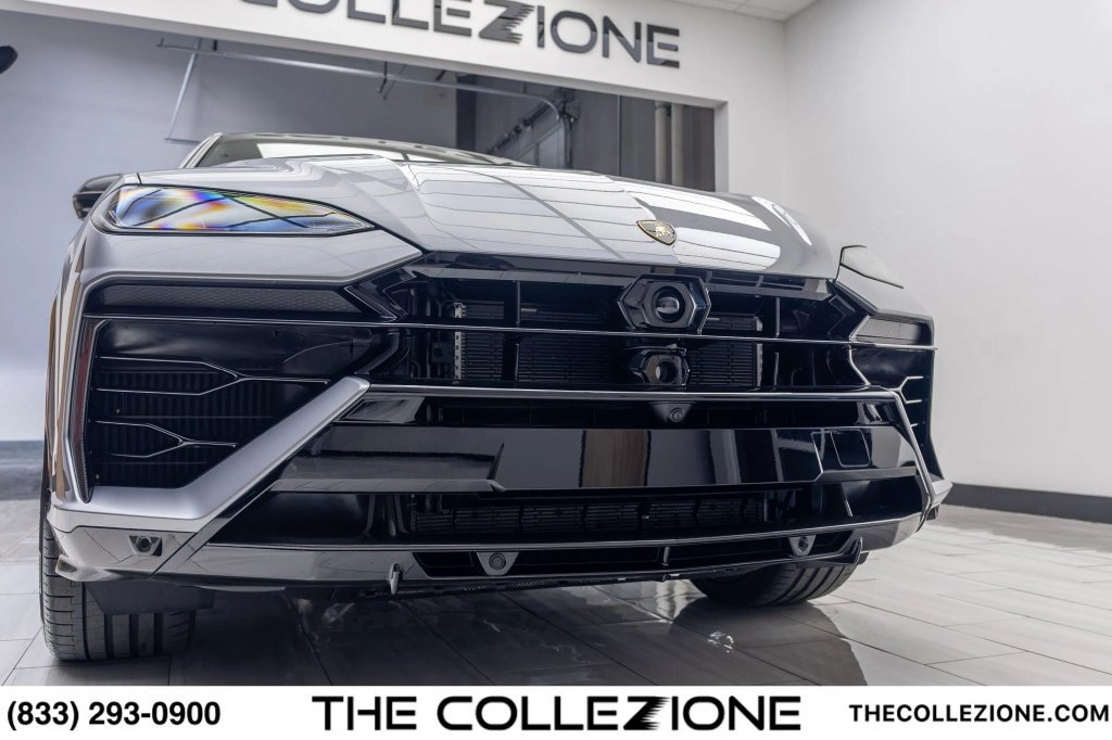 Used 2026 Lamborghini Urus SE AWD/4WD image 9
