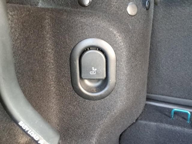 Used 2019 MINI Cooper S w/ Signature Upholstery Package image 11