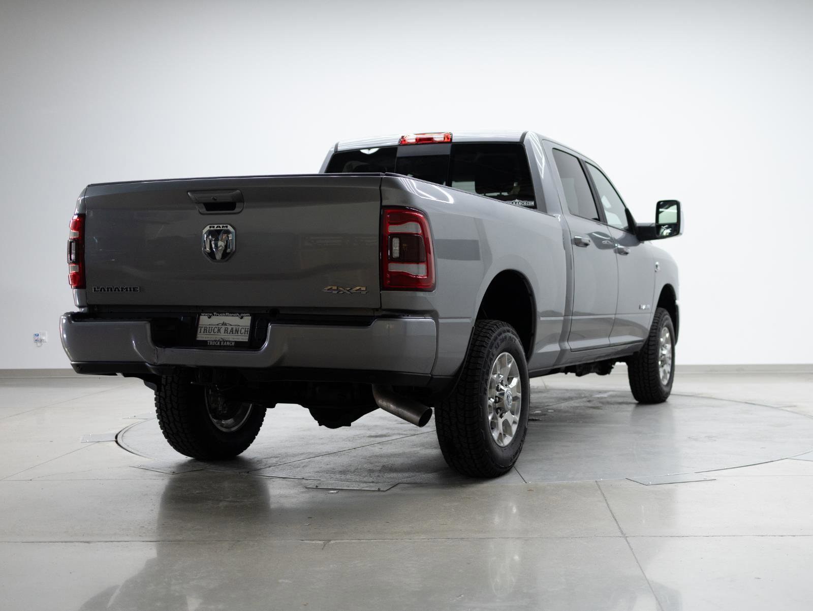 Used 2024 RAM 2500 Laramie image 8