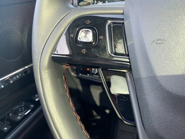 New 2025 Lincoln Corsair Reserve w/ Jet Appearance Package image 23