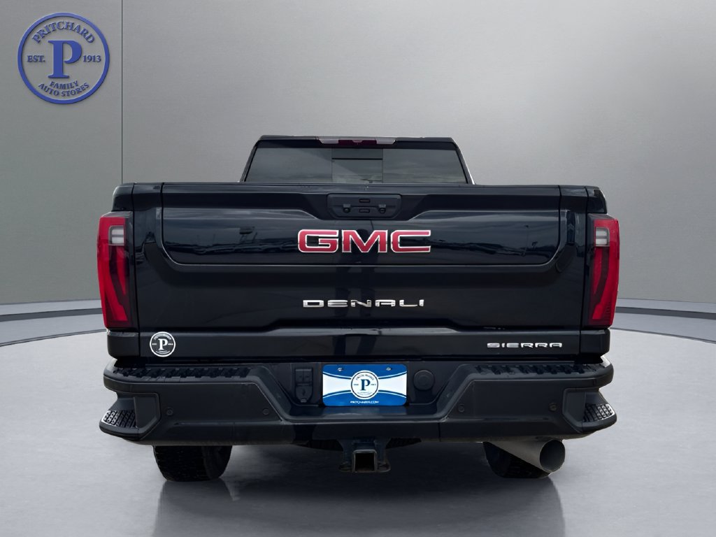 Used 2024 GMC Sierra 2500 Denali AWD/4WD image 6