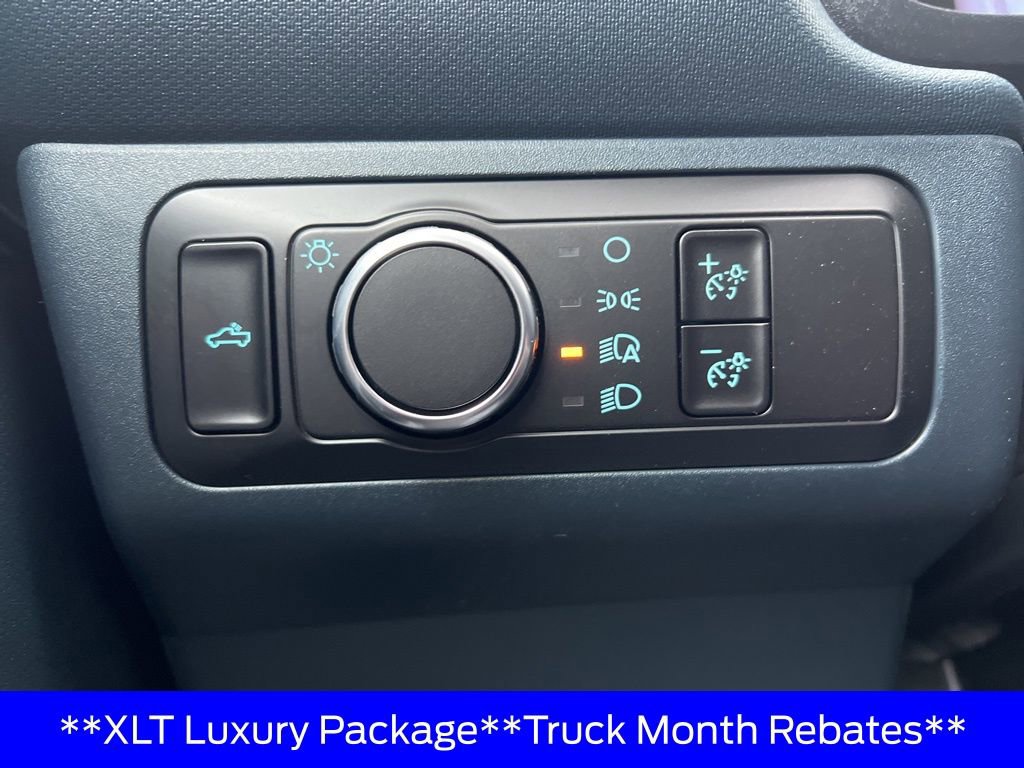 New 2025 Ford Maverick XLT w/ XLT Luxury Package image 27