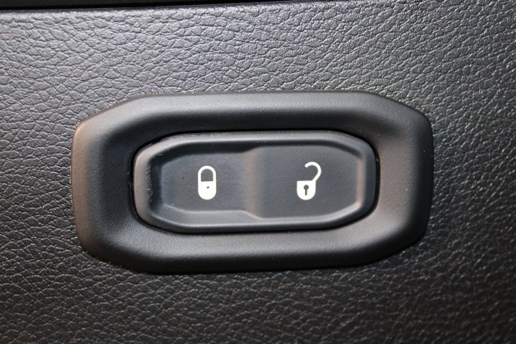 Used 2021 Jeep Wrangler Rubicon image 25