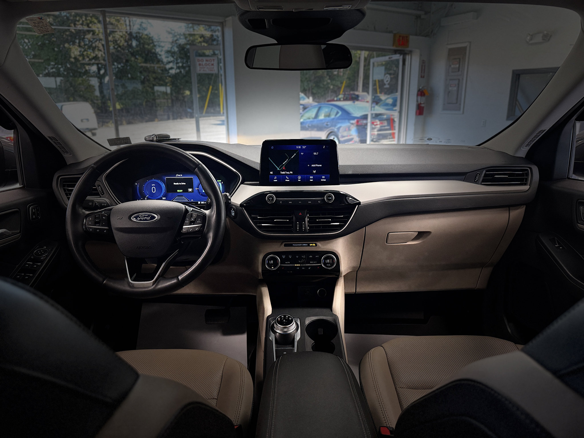 Used 2021 Ford Escape SEL w/ Technology Package AWD/4WD image 18