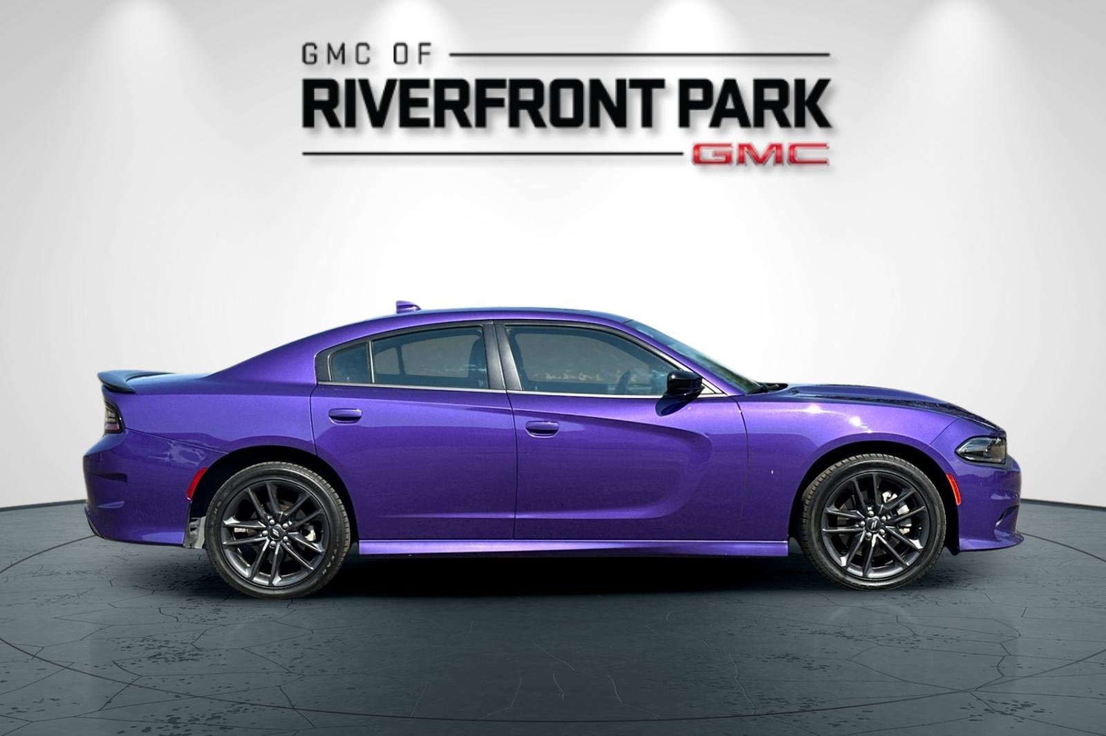 Used 2023 Dodge Charger GT w/ Plus Group image 2