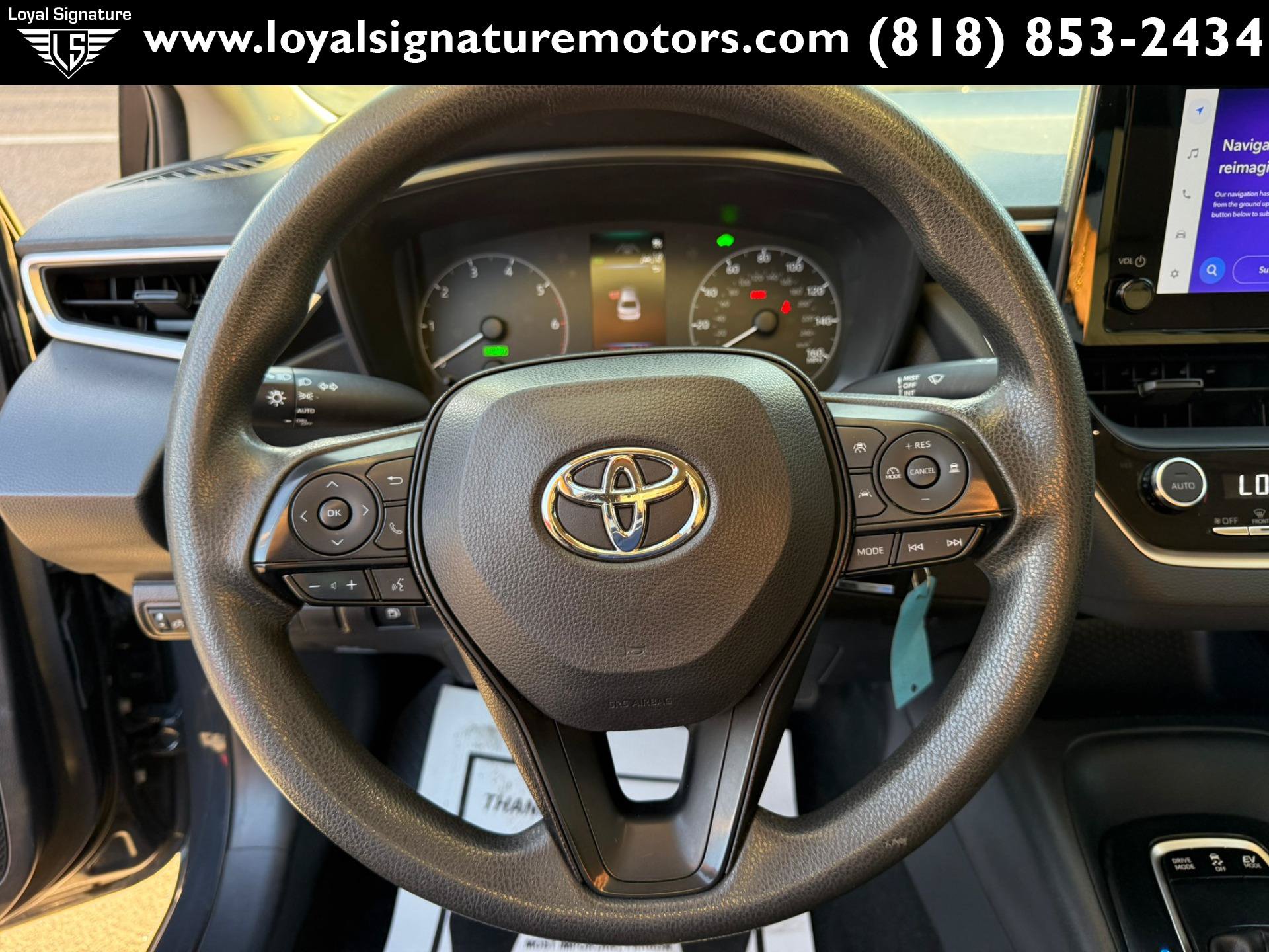 Used 2024 Toyota Corolla LE FWD image 21