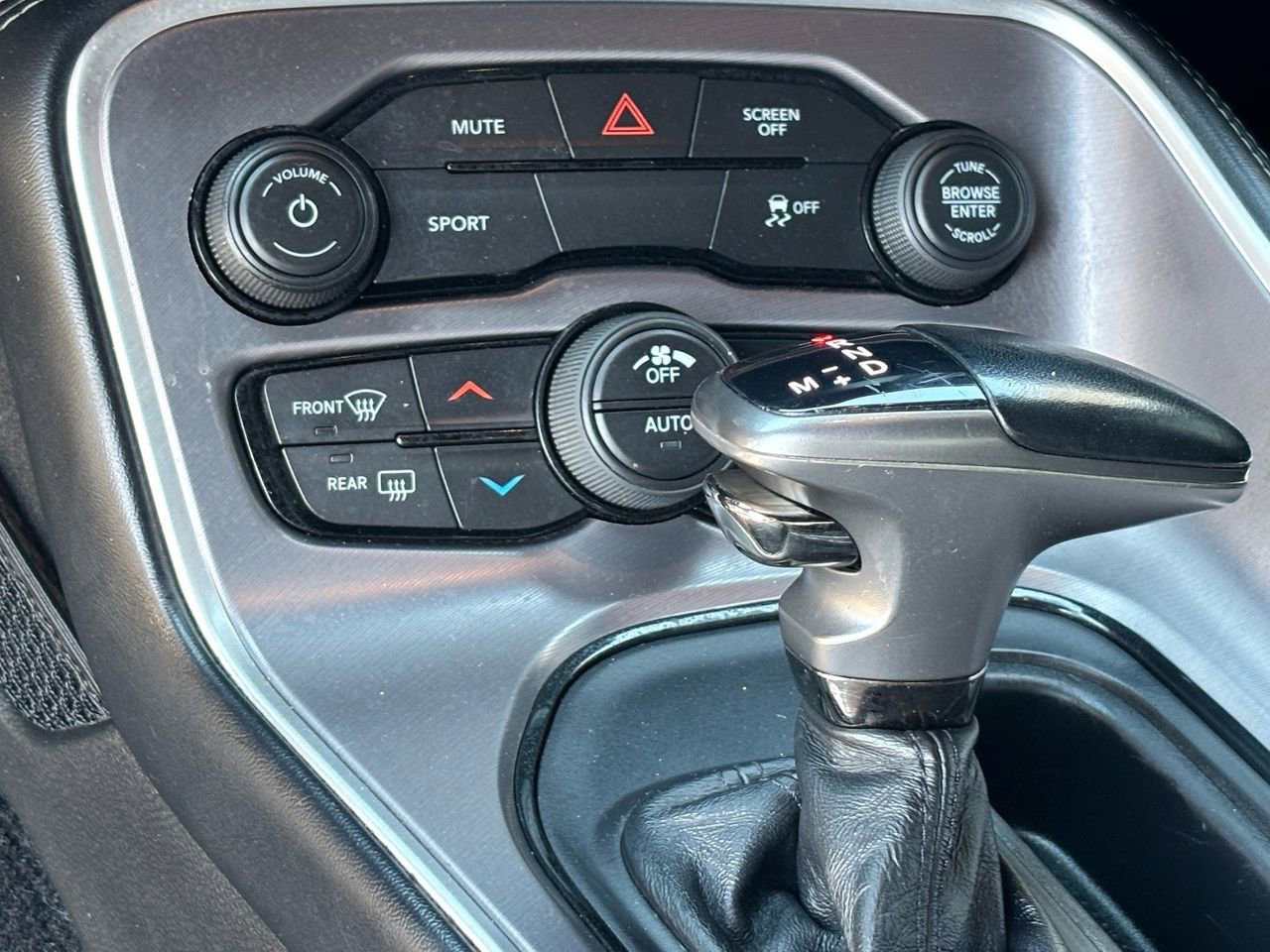 Used 2021 Dodge Challenger SXT AWD/4WD image 25