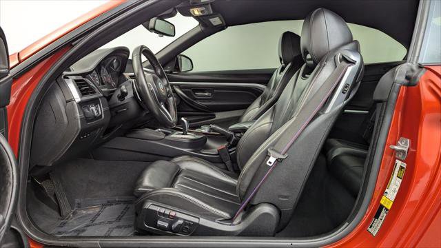Used 2020 BMW M4 Convertible w/ Competition Package image 17