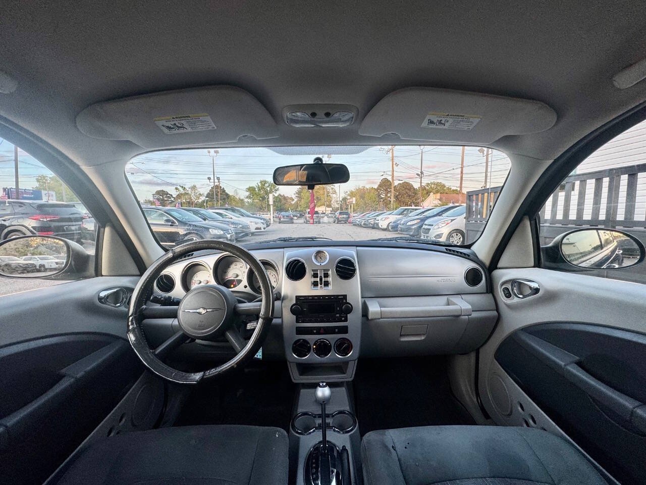 Used 2010 Chrysler PT Cruiser FWD image 13