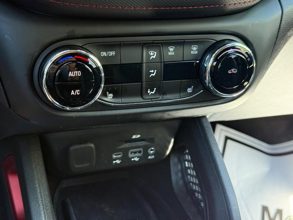 Used 2023 Chevrolet TrailBlazer RS w/ Sun and Liftgate Package AWD/4WD image 21