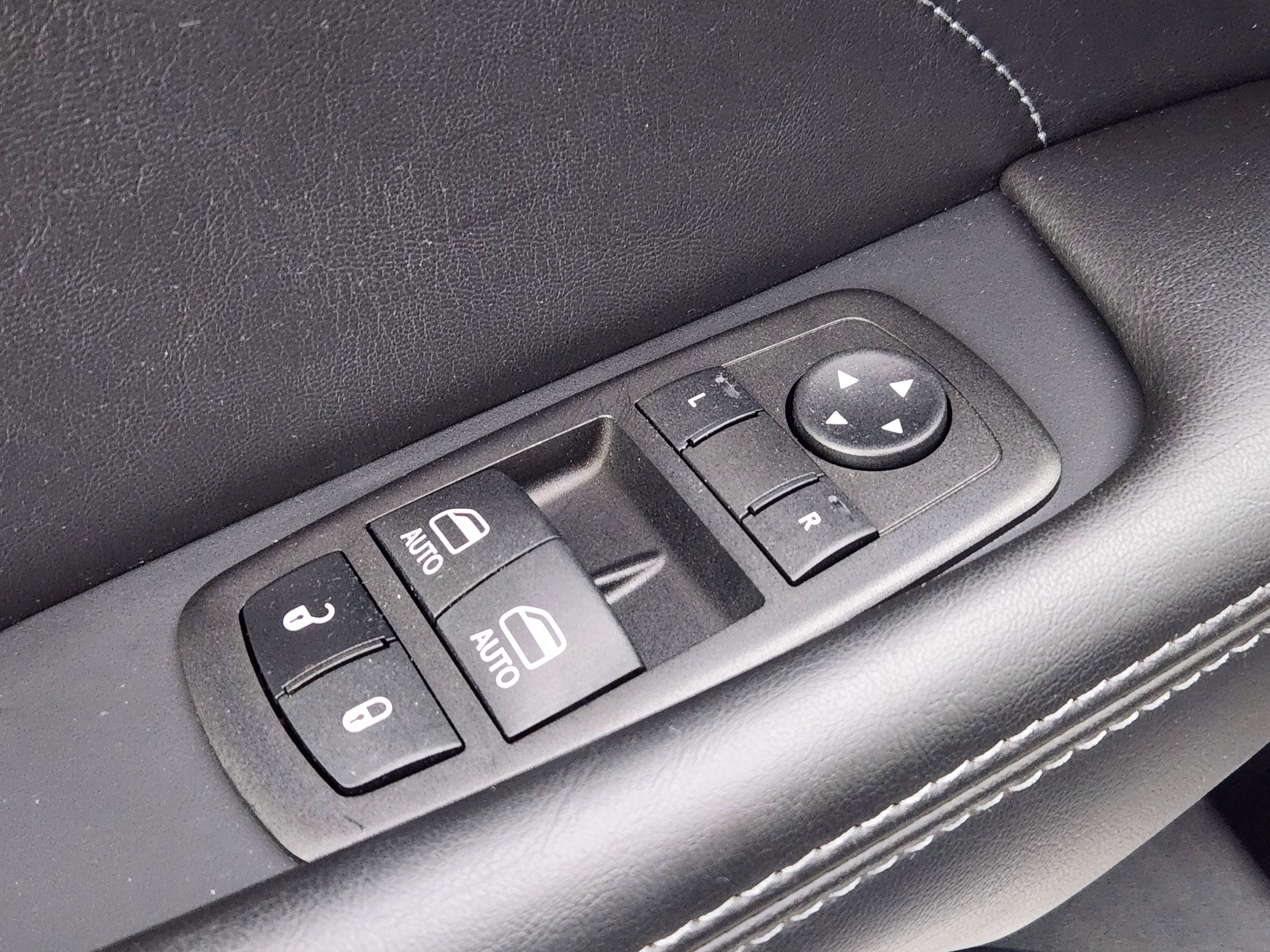 Used 2023 Dodge Challenger R/T Scat Pack image 17
