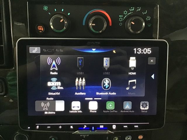 Used 2023 Chevrolet Express 2500 image 34