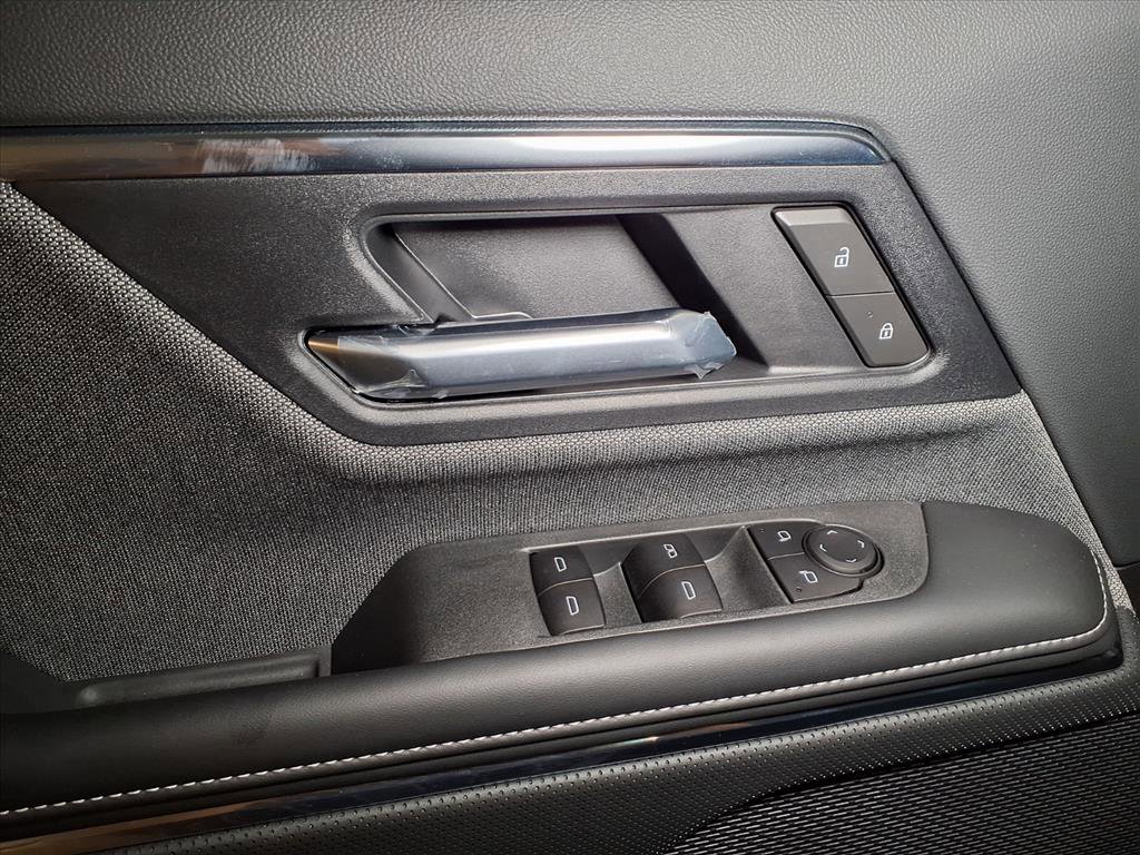 New 2026 GMC Sierra EV Elevation image 15