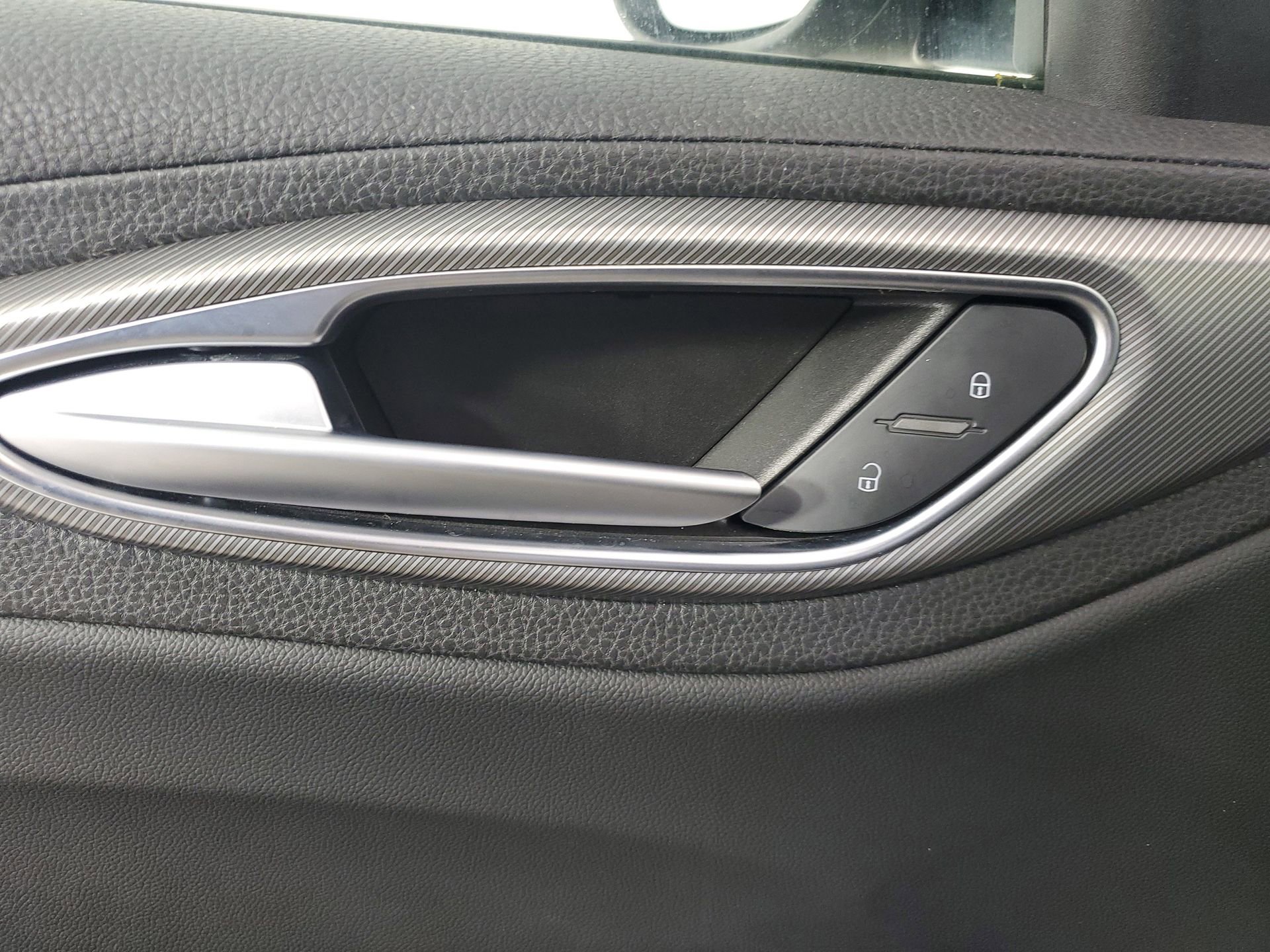 Used 2024 Alfa Romeo Giulia Ti w/ Active Assist Plus Package image 32