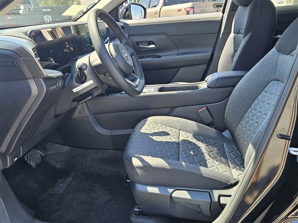 New 2026 Nissan Kicks SV image 3