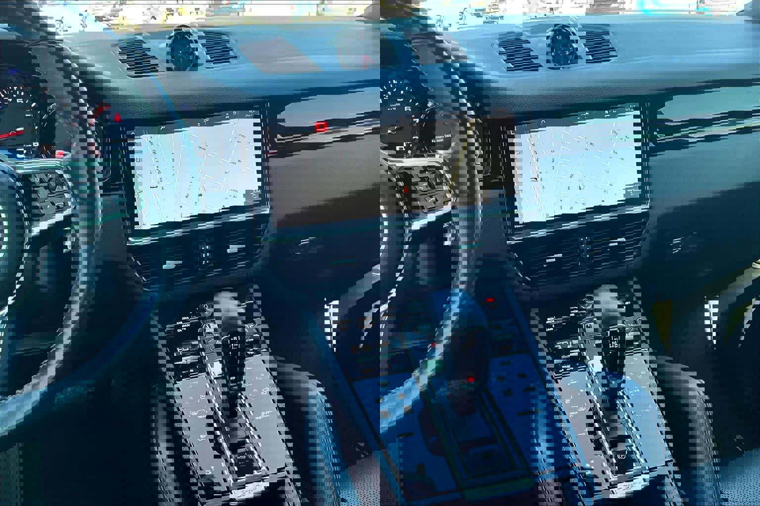 Used 2019 Porsche Cayenne image 7