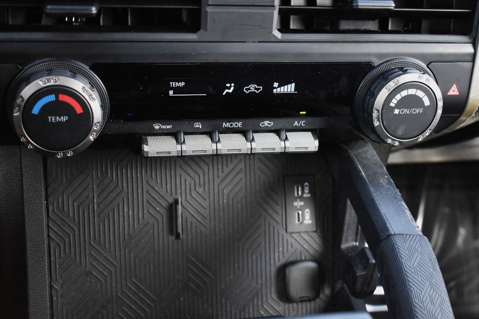Used 2025 Toyota Tacoma SR RWD image 8