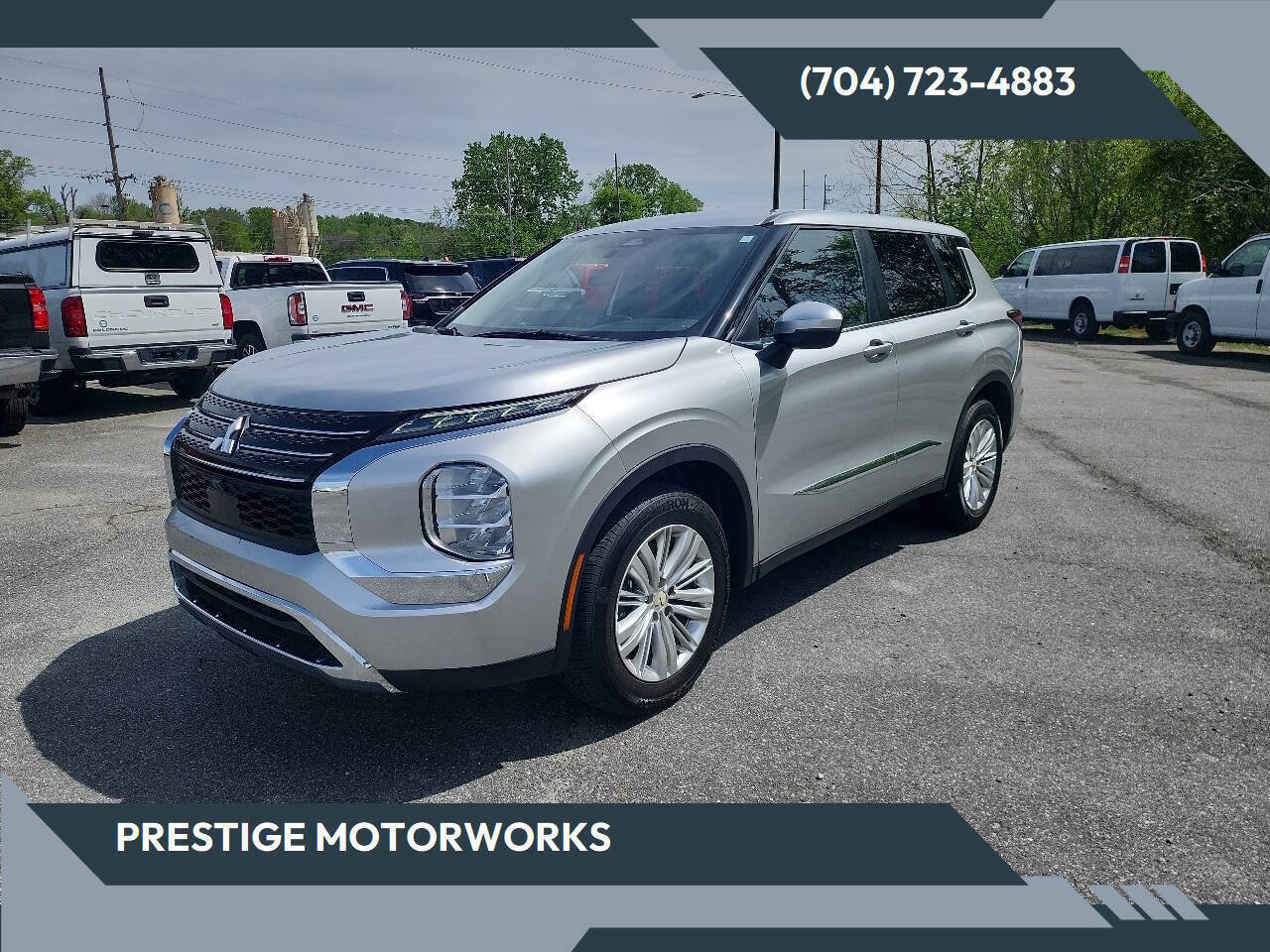 Used 2022 Mitsubishi Outlander ES FWD image 1