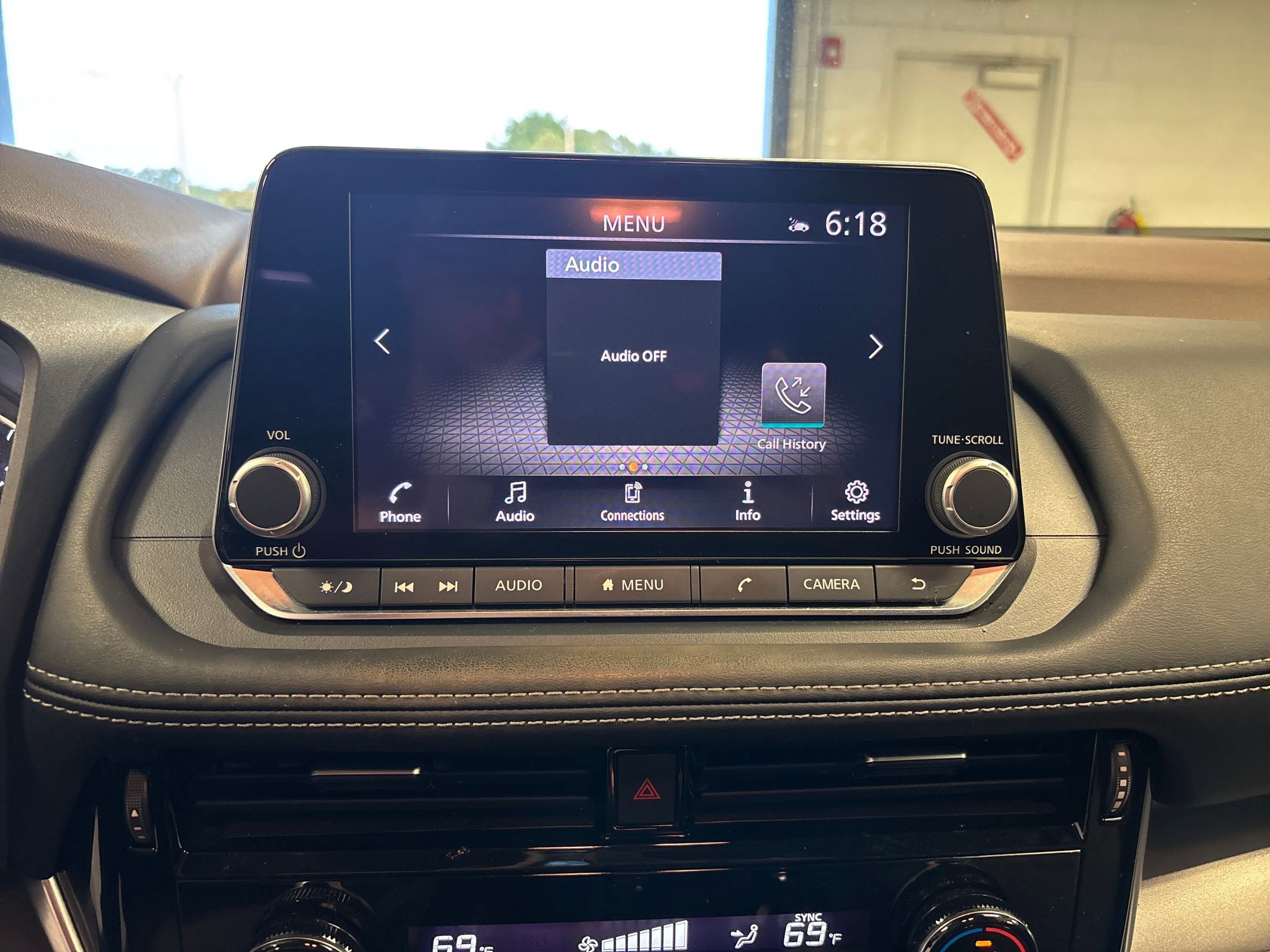 Used 2022 Nissan Rogue SV image 30