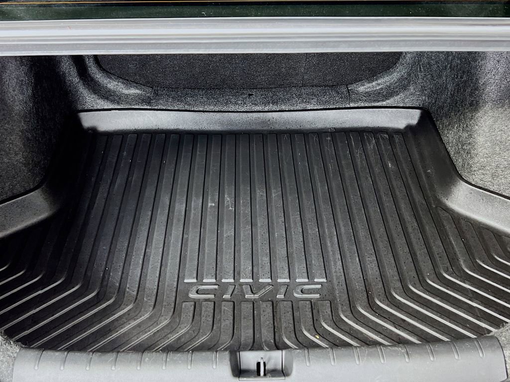 Used 2019 Honda Civic EX-L image 25