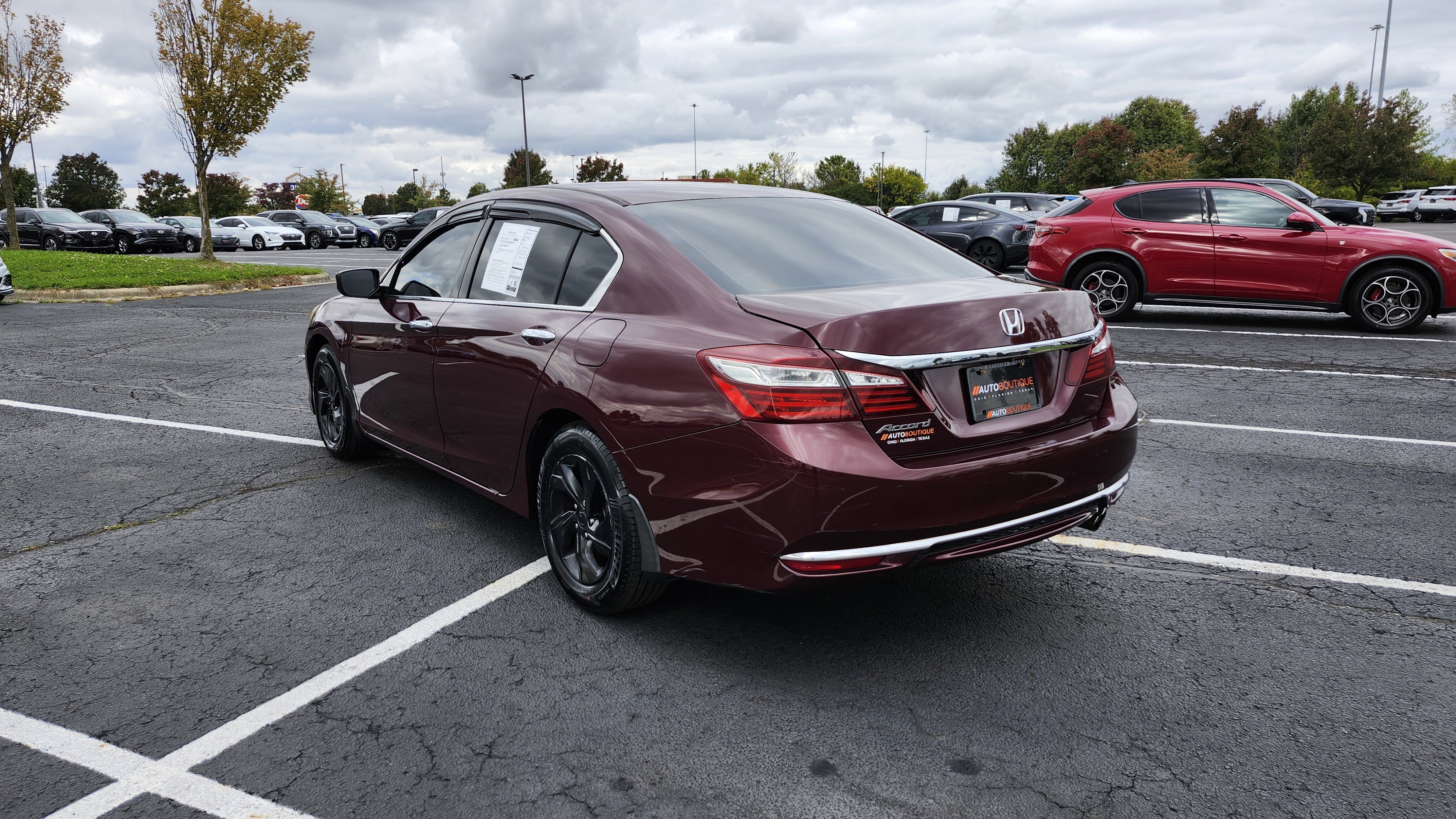 Used 2017 Honda Accord LX image 9