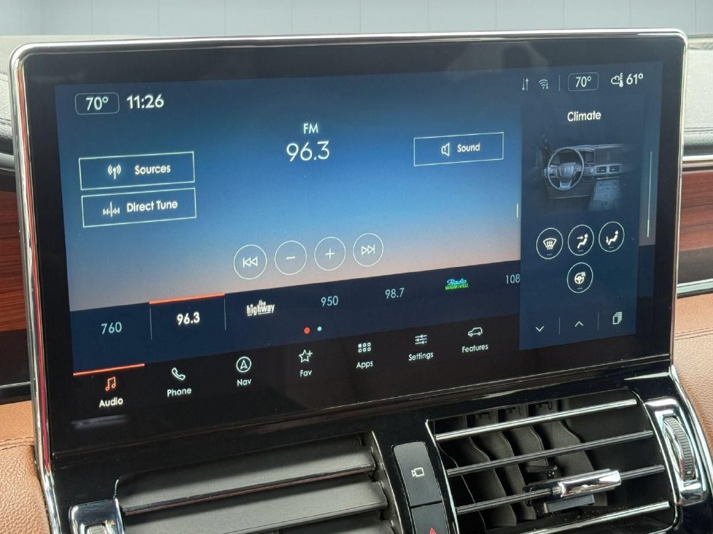 Certified 2023 Lincoln Navigator Reserve AWD/4WD image 24