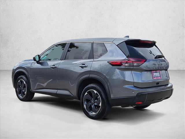 Used 2025 Nissan Rogue SV image 8