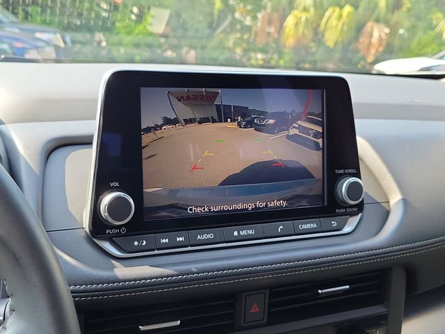 Certified 2024 Nissan Rogue SV w/ SV Premium Package FWD image 29