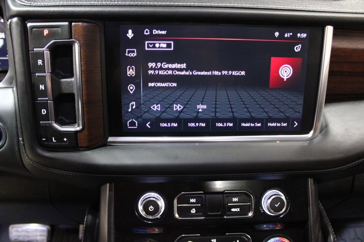 Used 2023 GMC Yukon XL Denali Ultimate w/ LPO, Floor Liner Package image 46